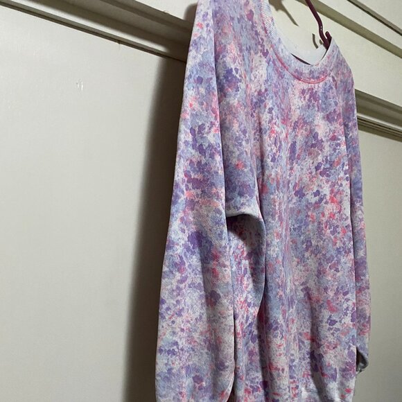 Beautiful, splattered, tie dye sweatshirt, size 1X. - Picture 3 of 7